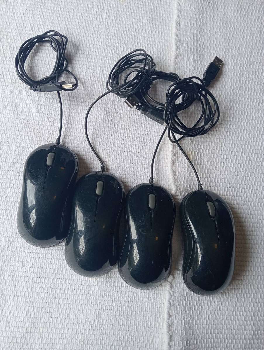 Gigabyte GM-M5050 Optical Mouse  4 Units in One Bid