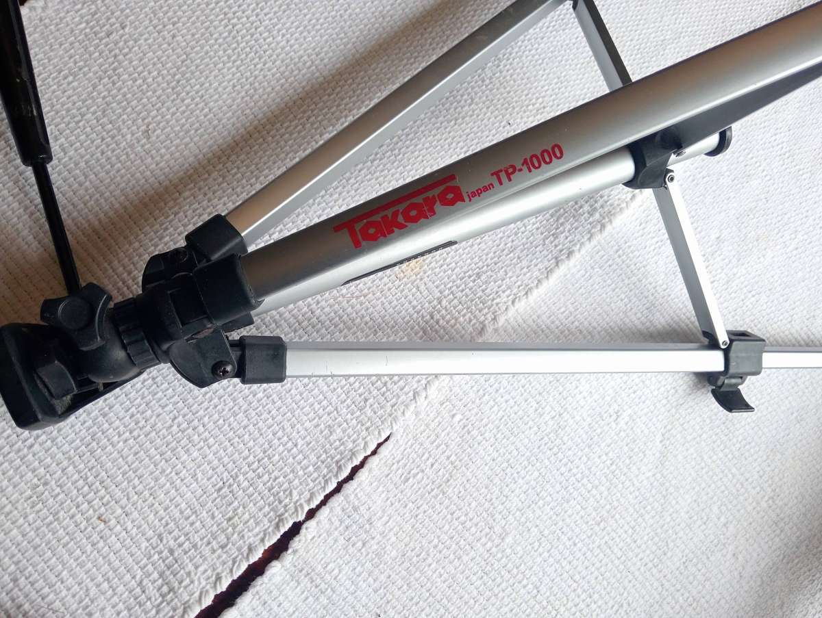 Takara Tripod TP-1000