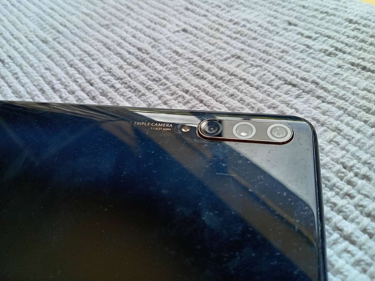 Huawei Y9s  Blue 128gig edition, Dual Sim Edition