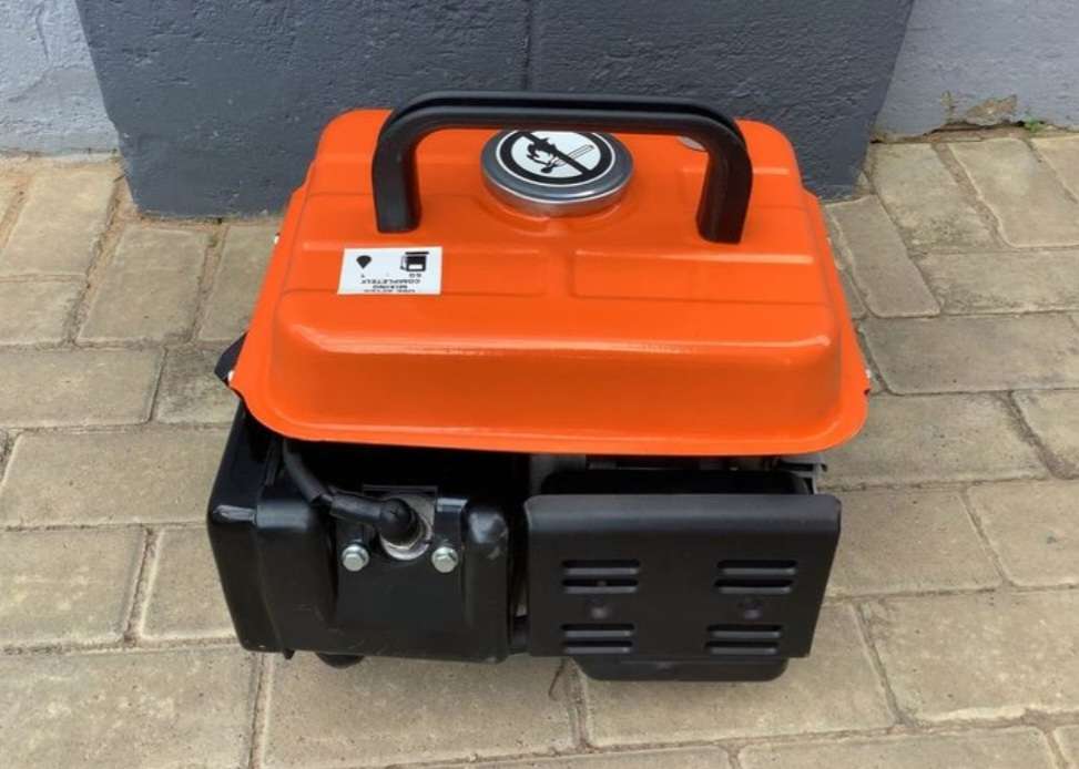 STRAMM 750 W GENERATOR