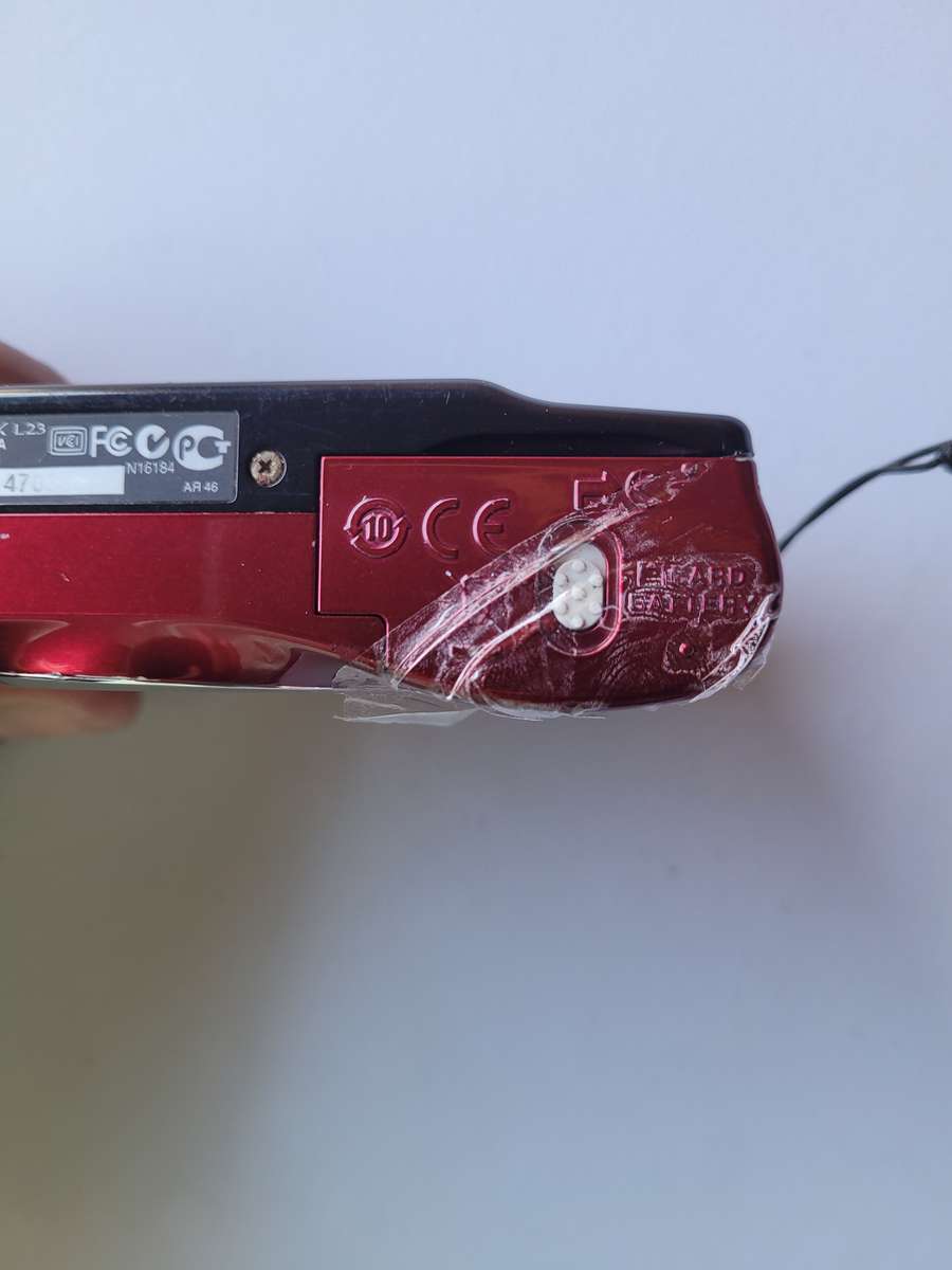 NIKON COOLPIX CAMERA