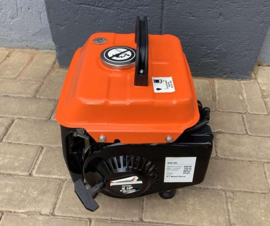STRAMM 750 W GENERATOR