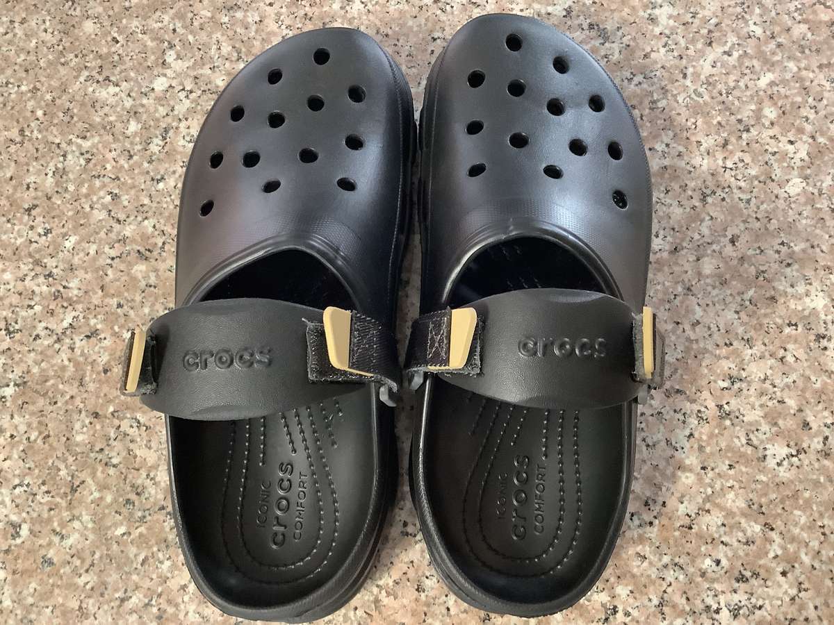 CROCS SHOES - UNISEX