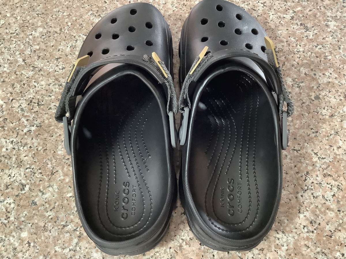 CROCS SHOES - UNISEX