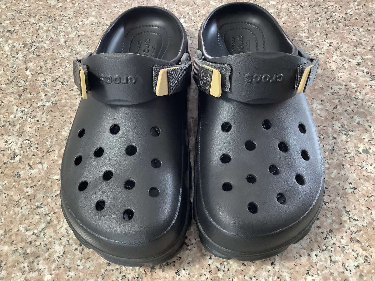 CROCS SHOES - UNISEX