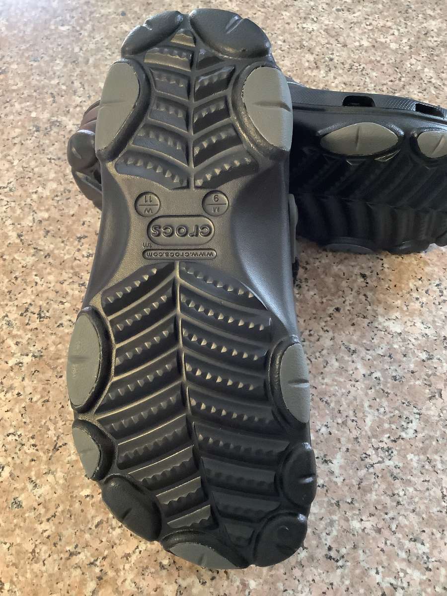 CROCS SHOES - UNISEX