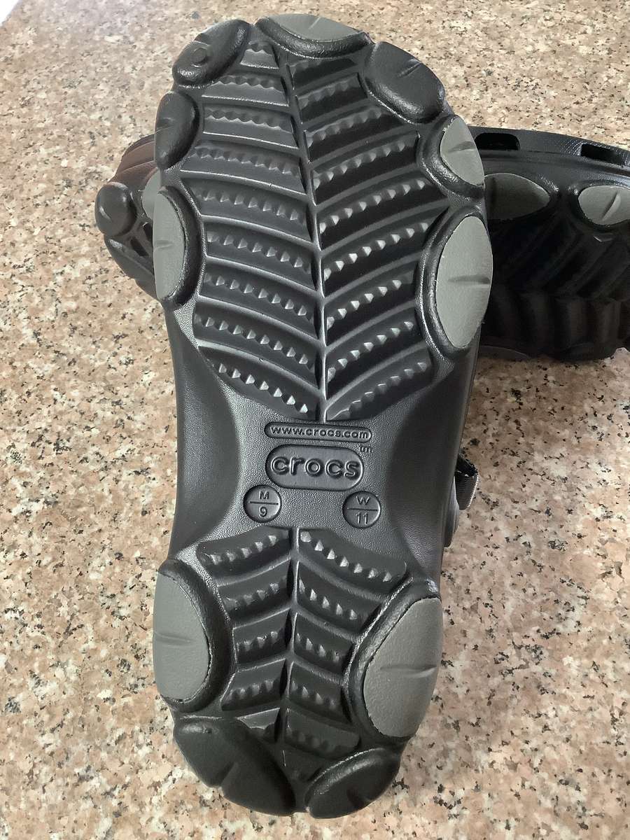 CROCS SHOES - UNISEX