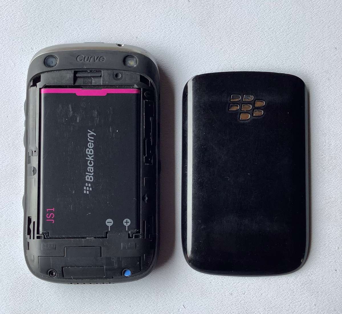 BLACKBERRY CURVE 8520