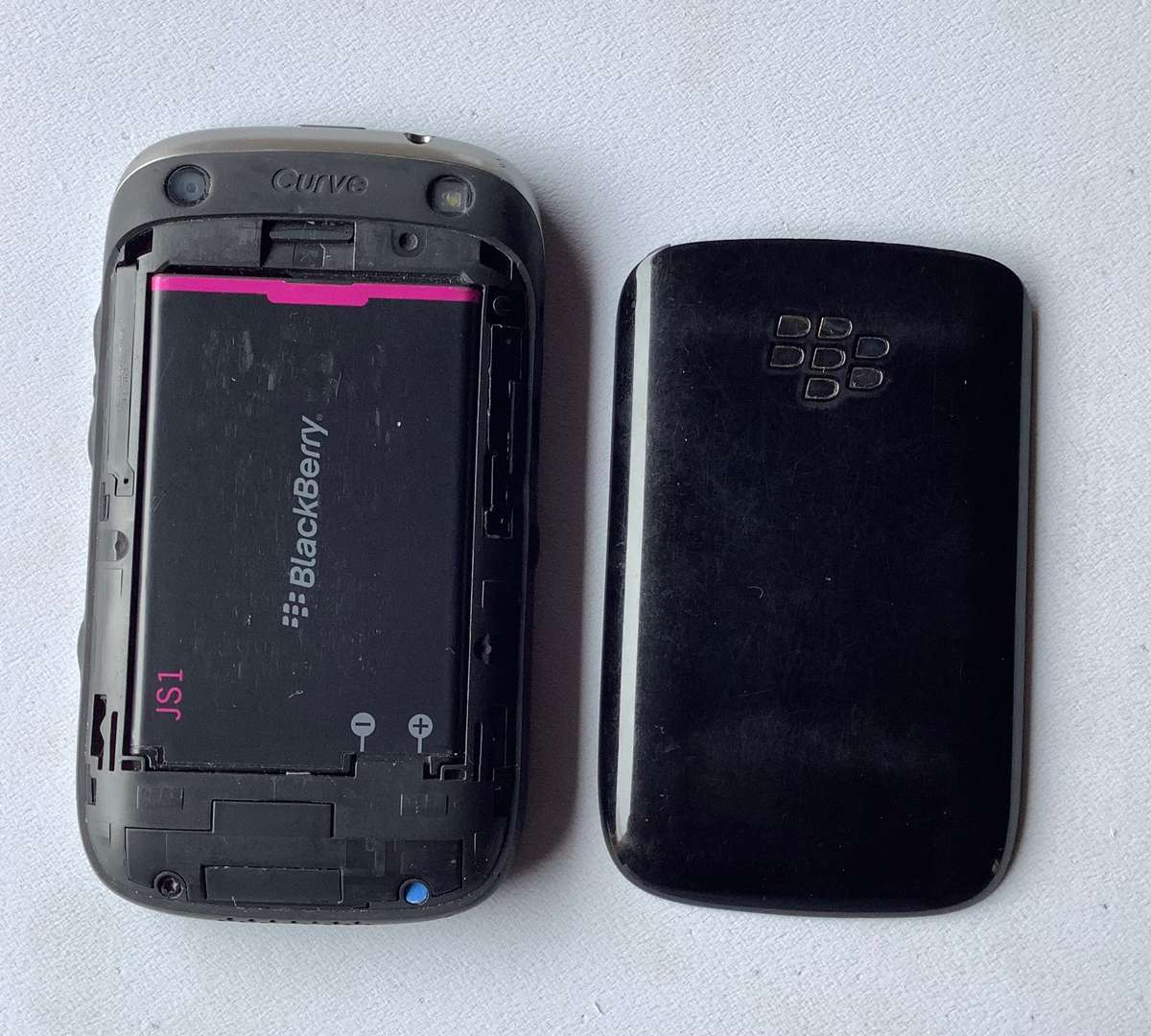 BLACKBERRY CURVE 8520