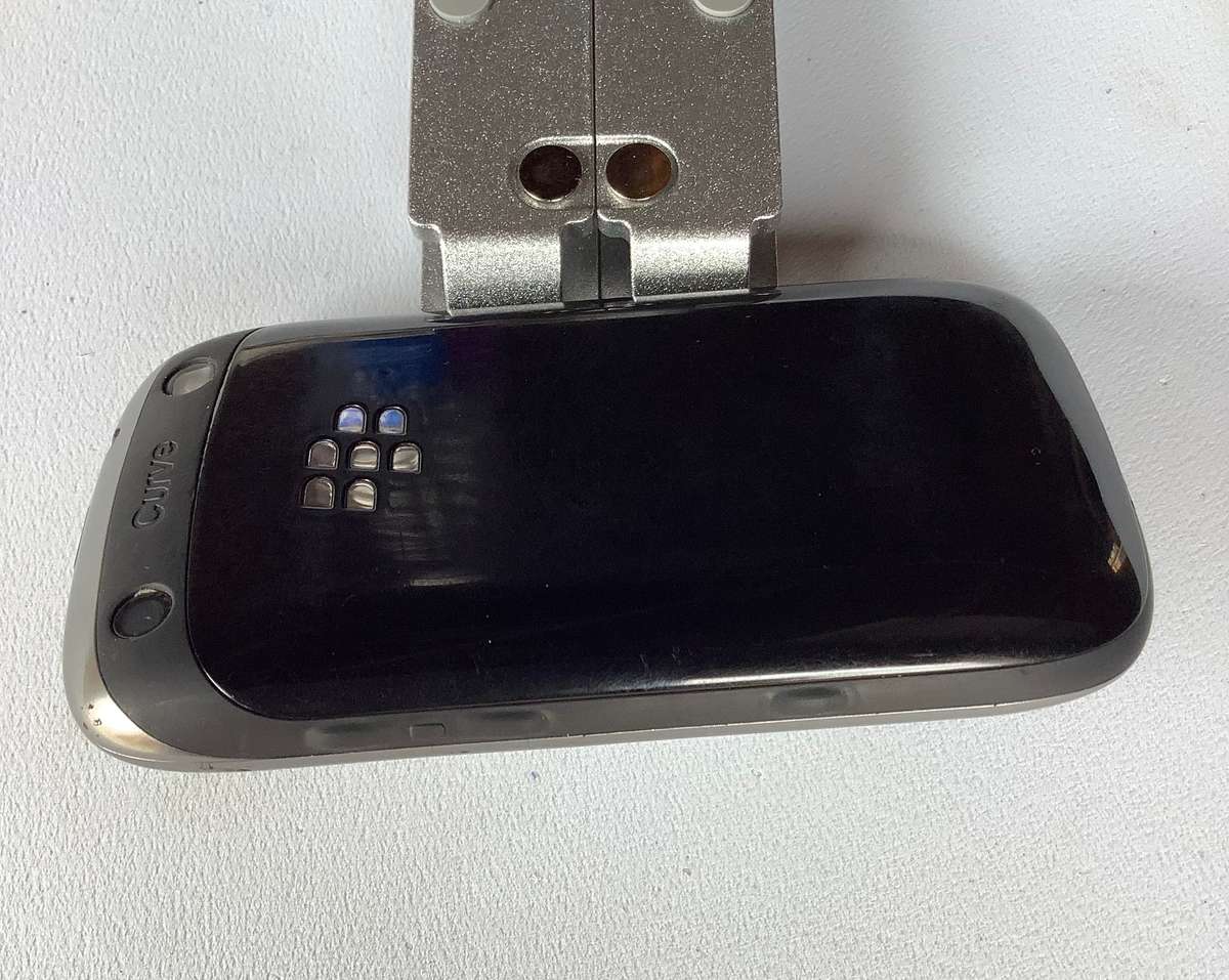 BLACKBERRY CURVE 8520