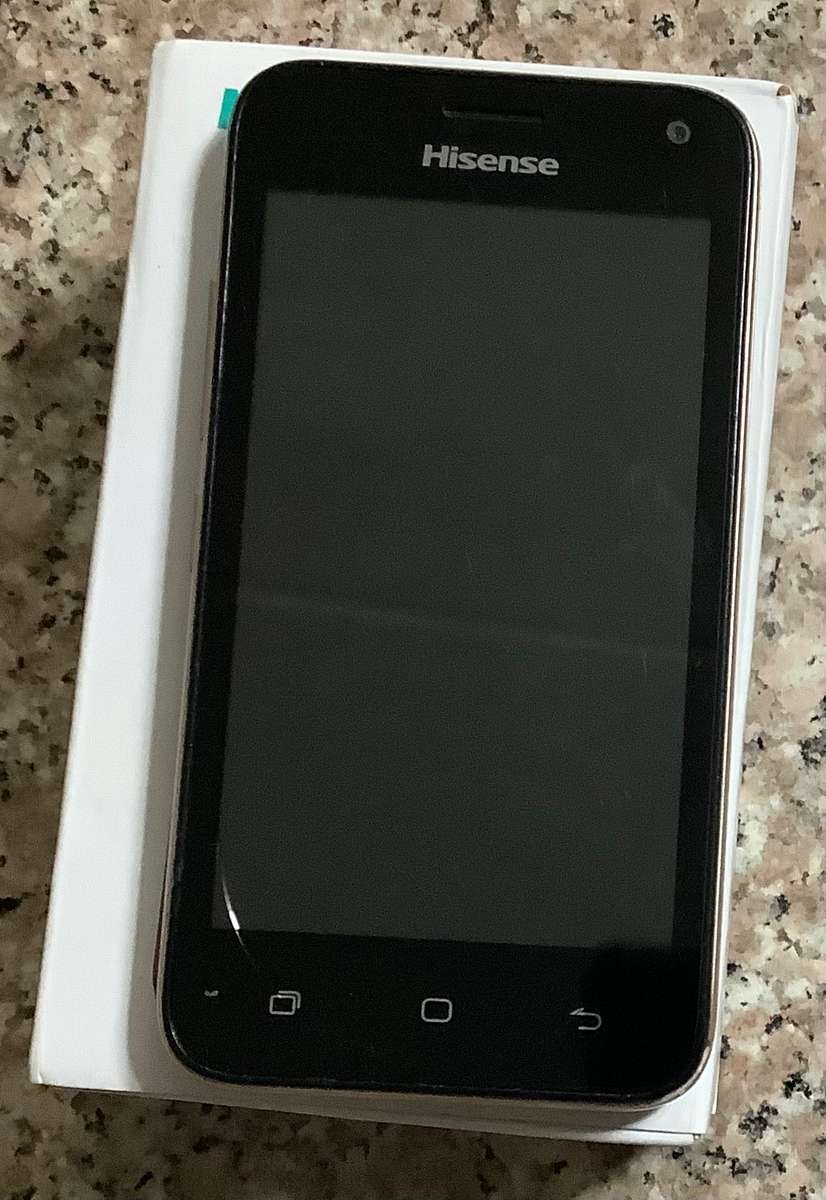 HISENSE U605 8GB VODACOM LOCKED GOLD.