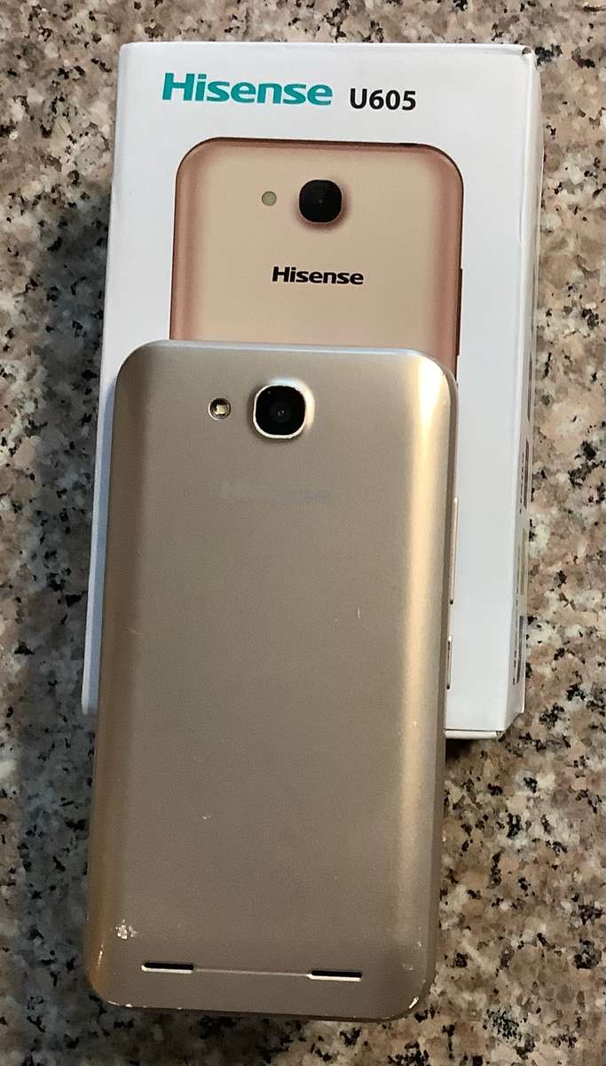 HISENSE U605 8GB VODACOM LOCKED GOLD.