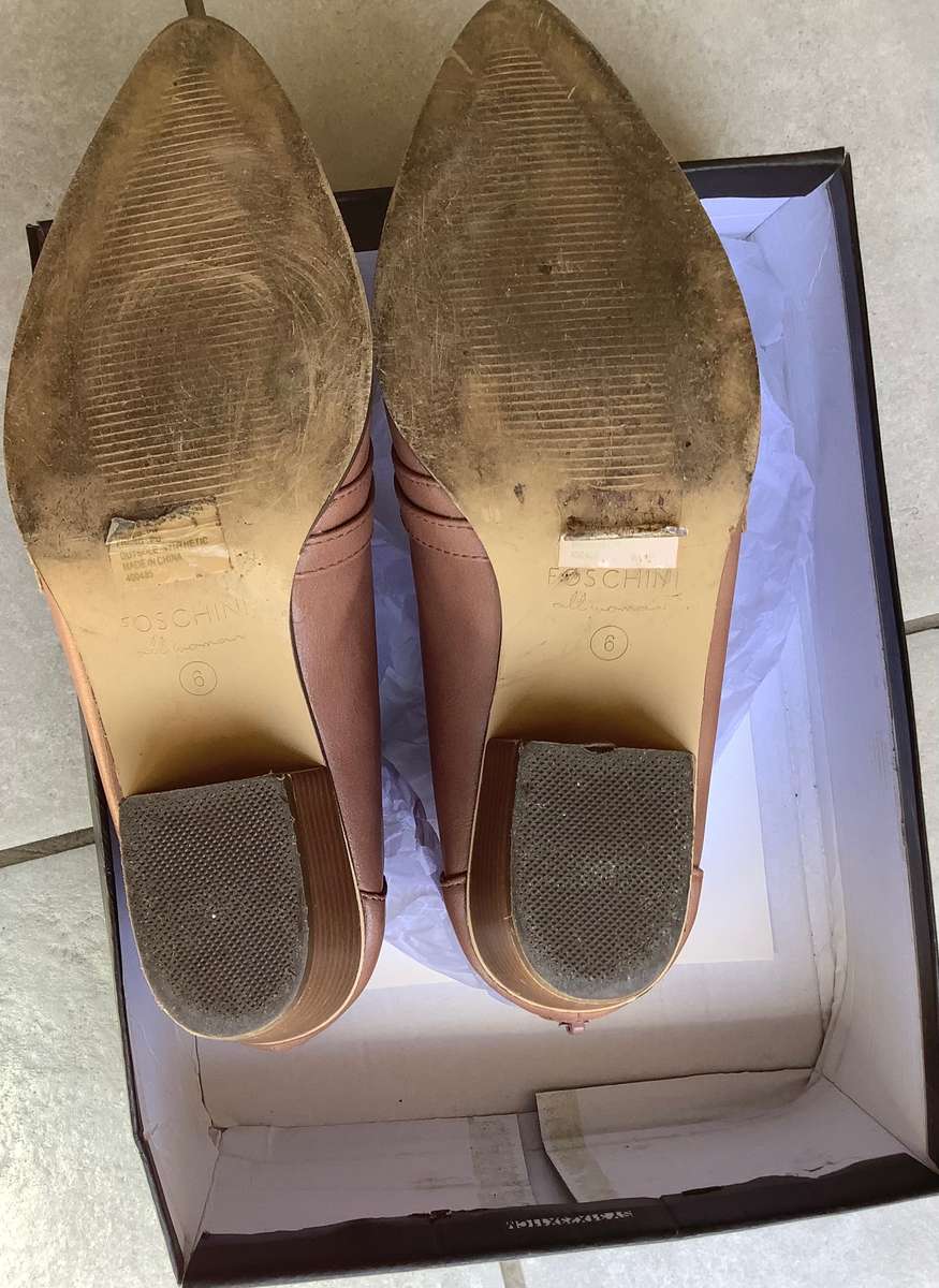 Brown Boot, women Size 6