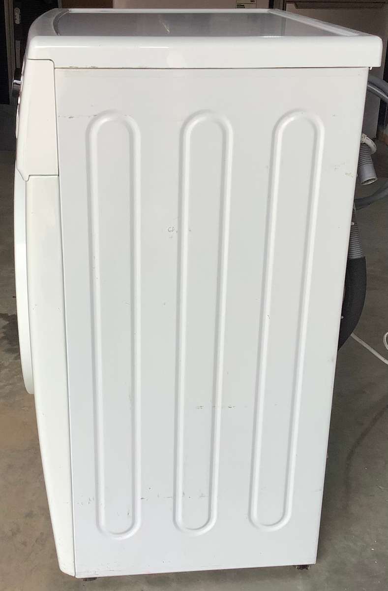 SAMSUNG FRONT LOADER WASHING MACHINE. (please read the Advert)