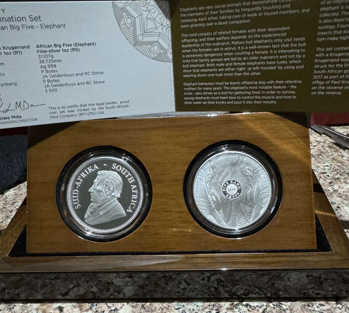2024 KRUGERRAND PRIVY SET SERIES 3 - ELEPHANT -2 x 1oz PROOF COINS - MINT MARK - SAMINT ORIGINAL AS