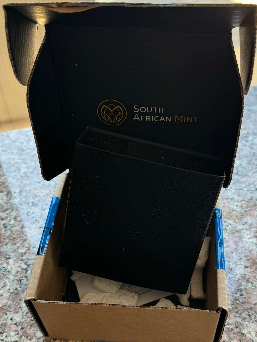 2024 KRUGERRAND 1oz FINE SILVER *PROOF* IN SAMINT BOX & CERTIFICATE MINTAGE - ?? BOOK VALUE ?  GRADE