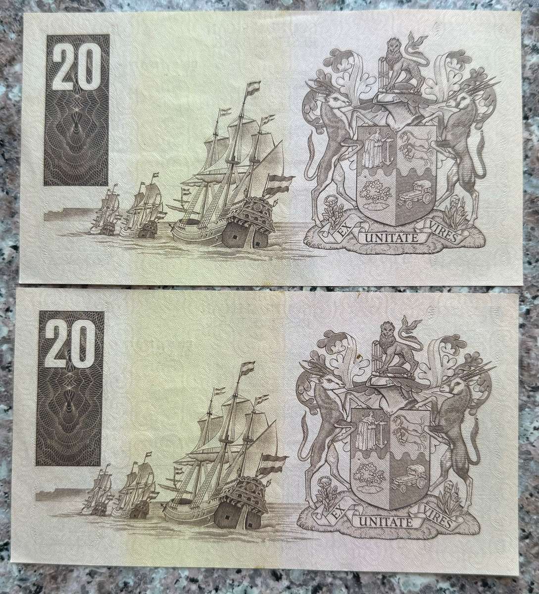 R20 NOTES A/Unc to UNC  - 3RD ISSUE G DE KOCK D3/51+bid per note 4 in sort of sequence bid per note