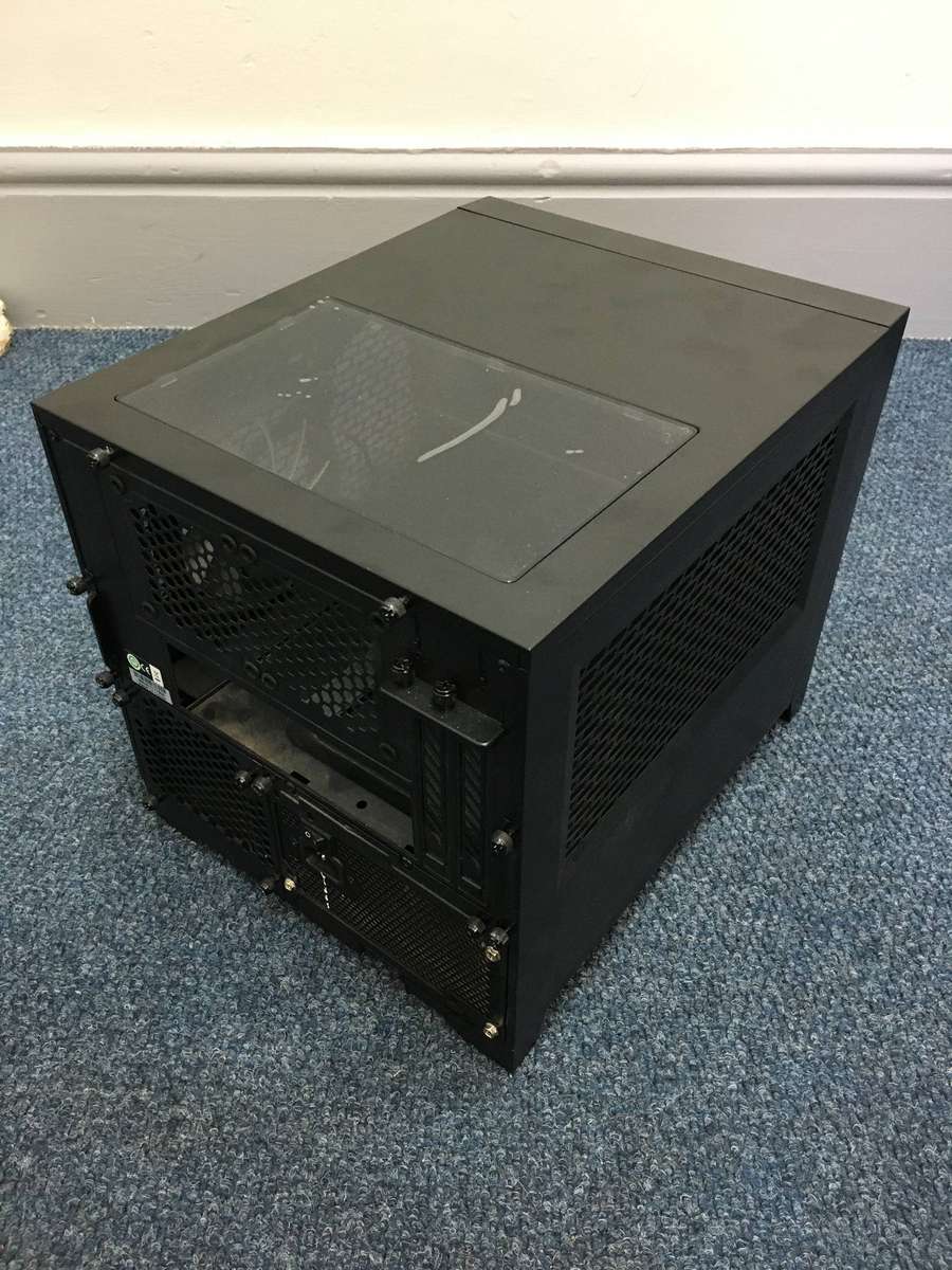 Corsair Obsidian Series 250D Mini ITX Computer Case