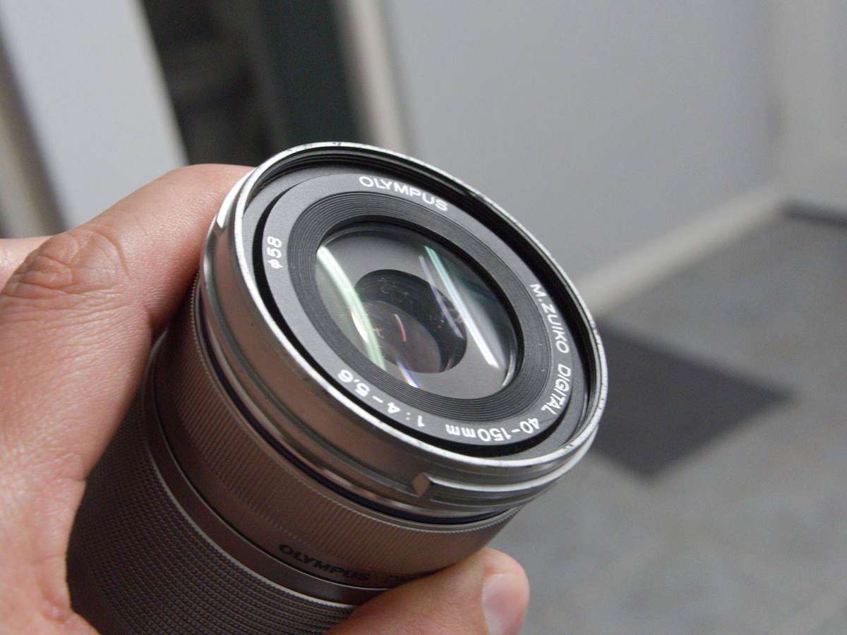 Olympus M Zuiko digital ED MSC 40-150mm f/4-5.6 R