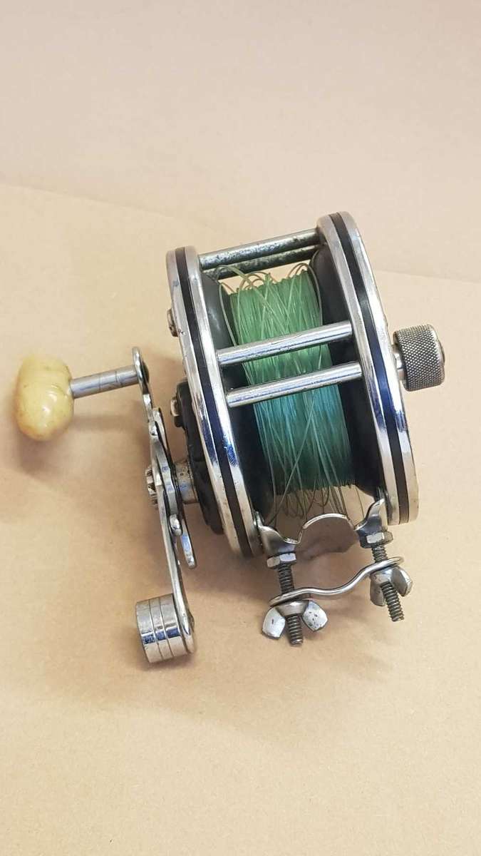 PENN 49 fishing reel ( narrow spool)
