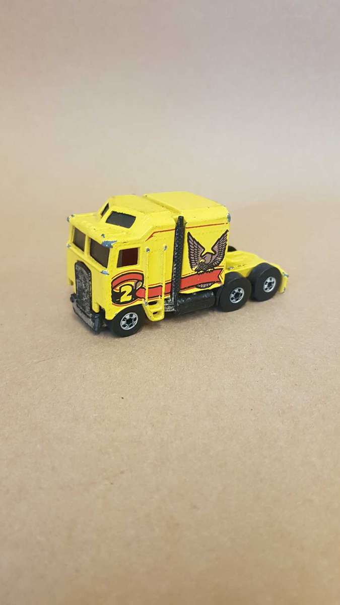 Die cast dinky toy. HOTWHEELS. Thunder Roller. By Mattel dated 1982.