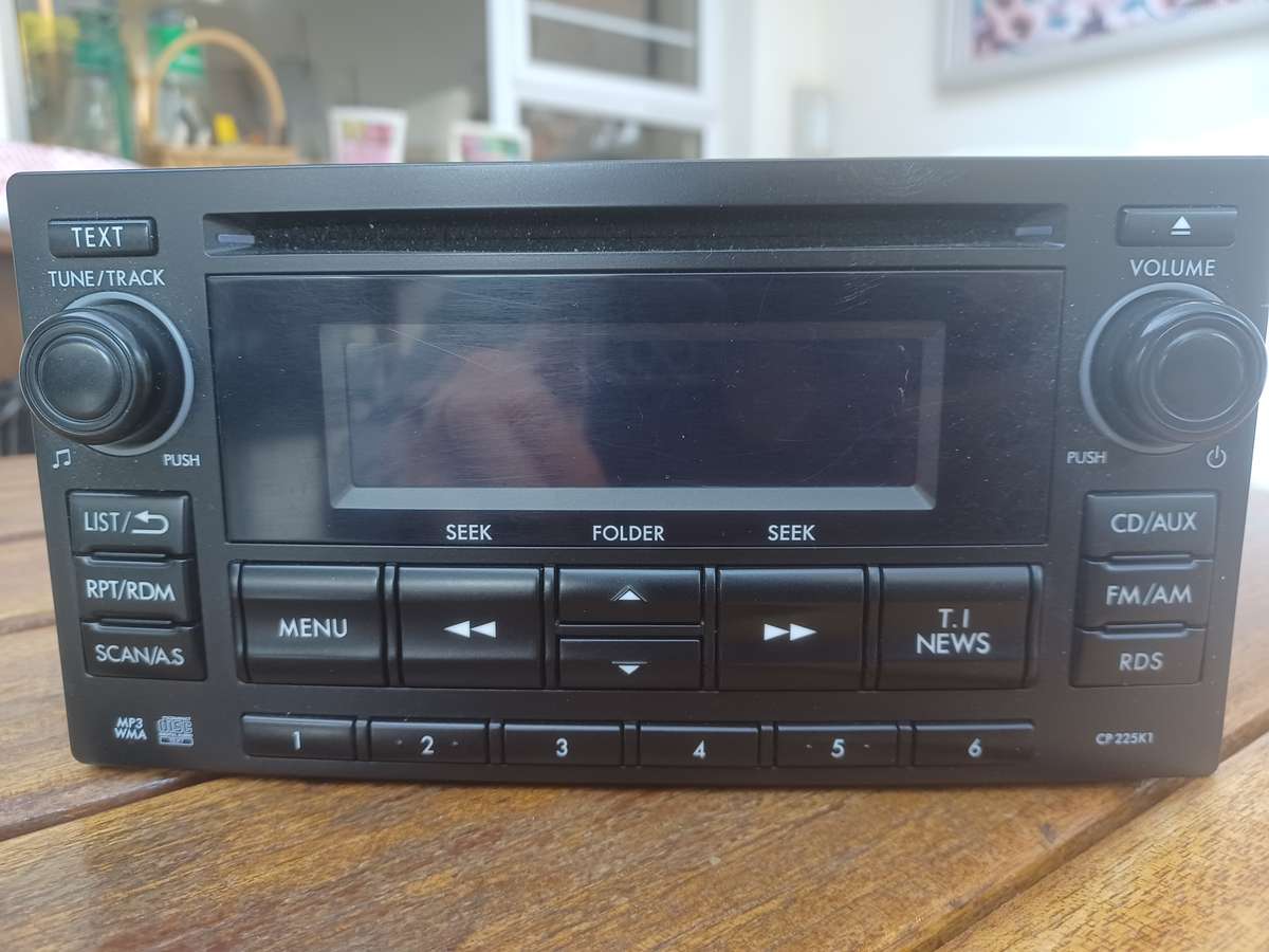 Subaru Car Radio No Reserve