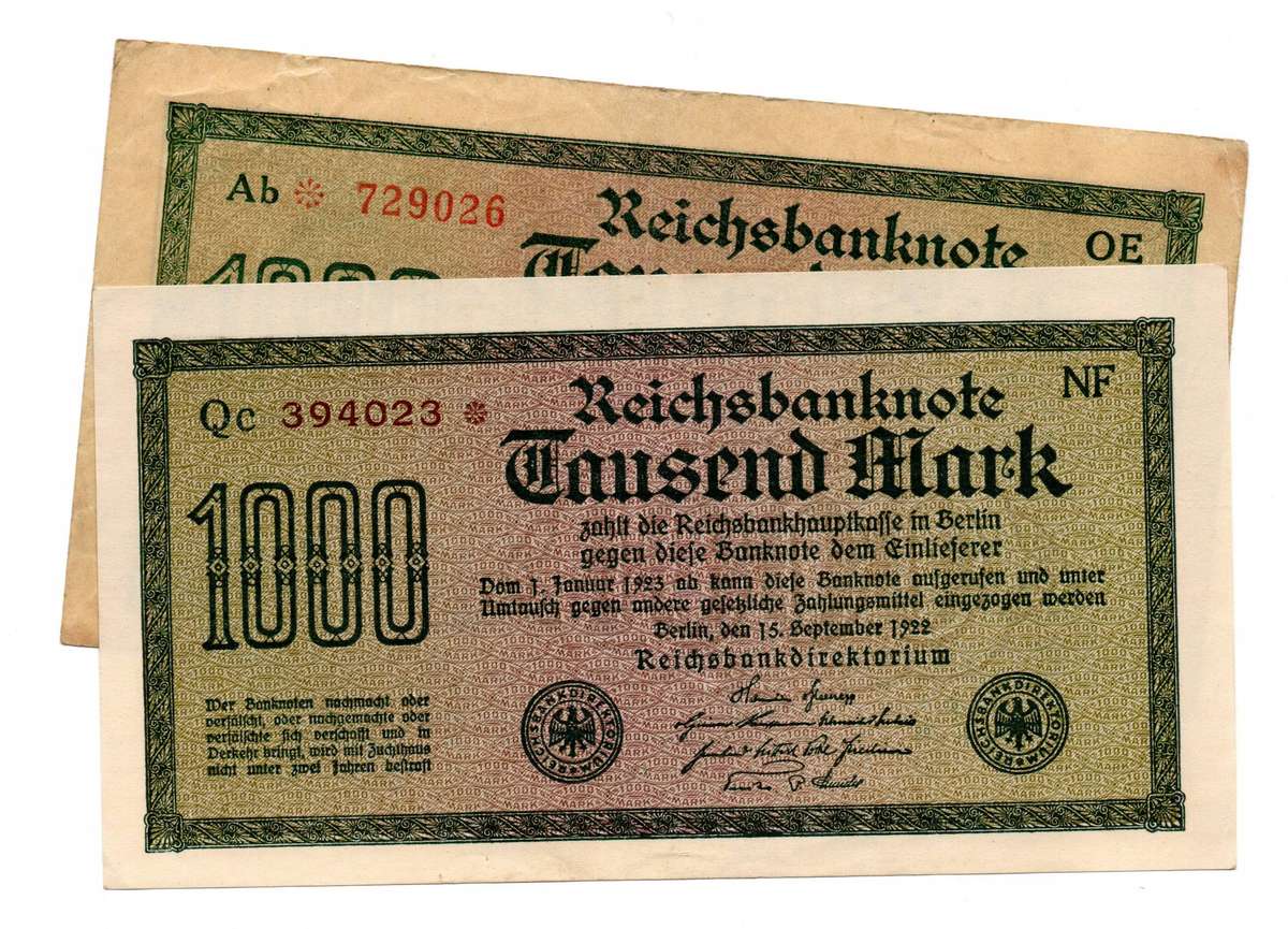 1923 German Berlin Reichsbanknote Pair of 2 Varieties of 1000 Mark Star Replacement Notes, Pick#76a