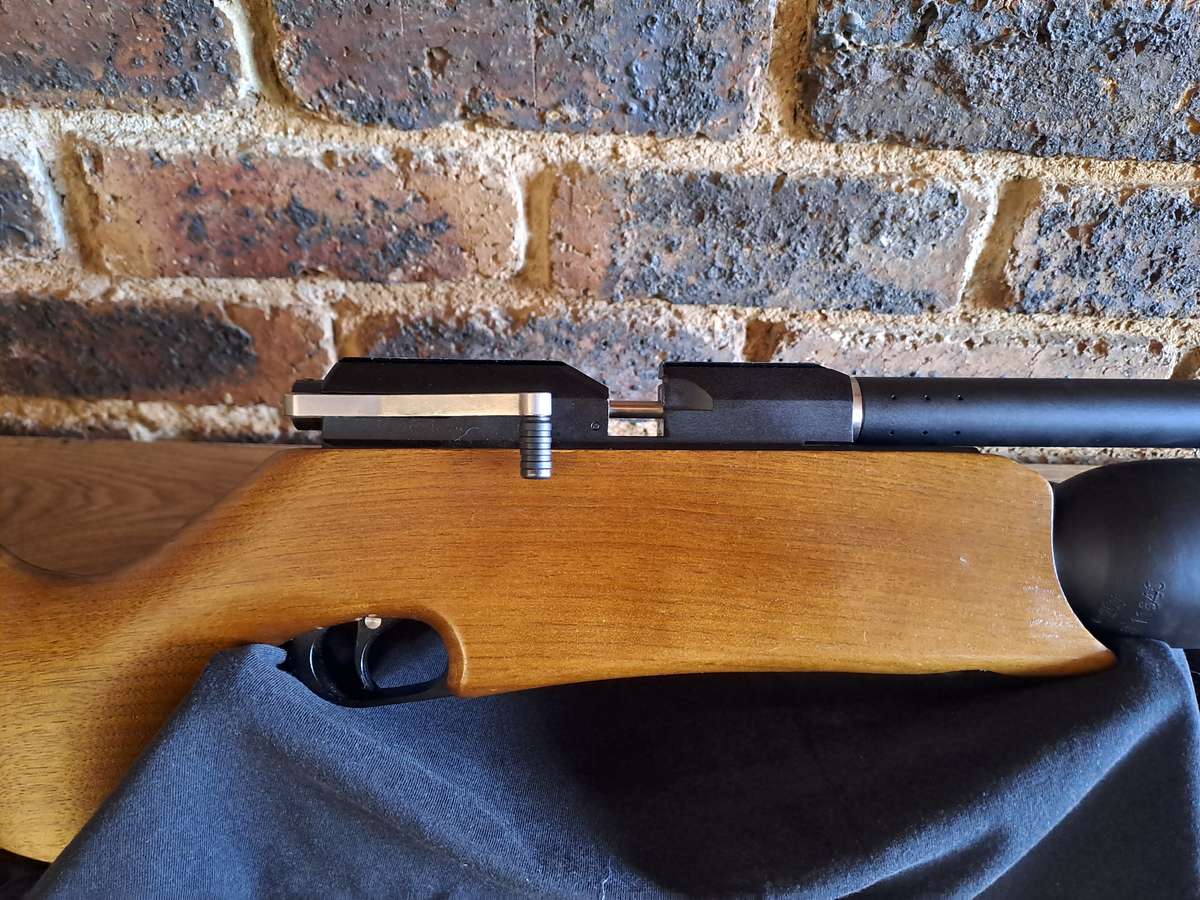 Air rifle PCP Artemis M16A 5.5mm .22cal Bargain