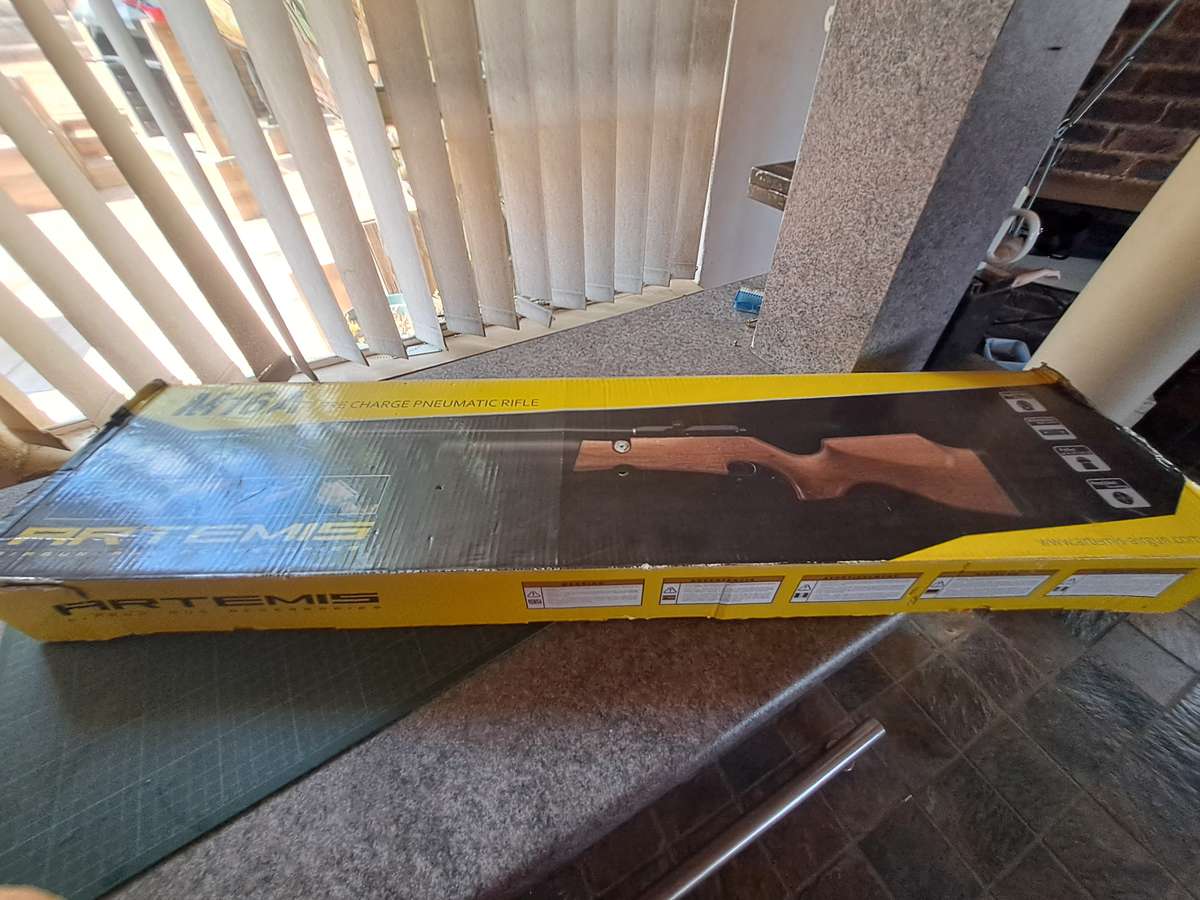 Air rifle PCP Artemis M16A 5.5mm .22cal Bargain