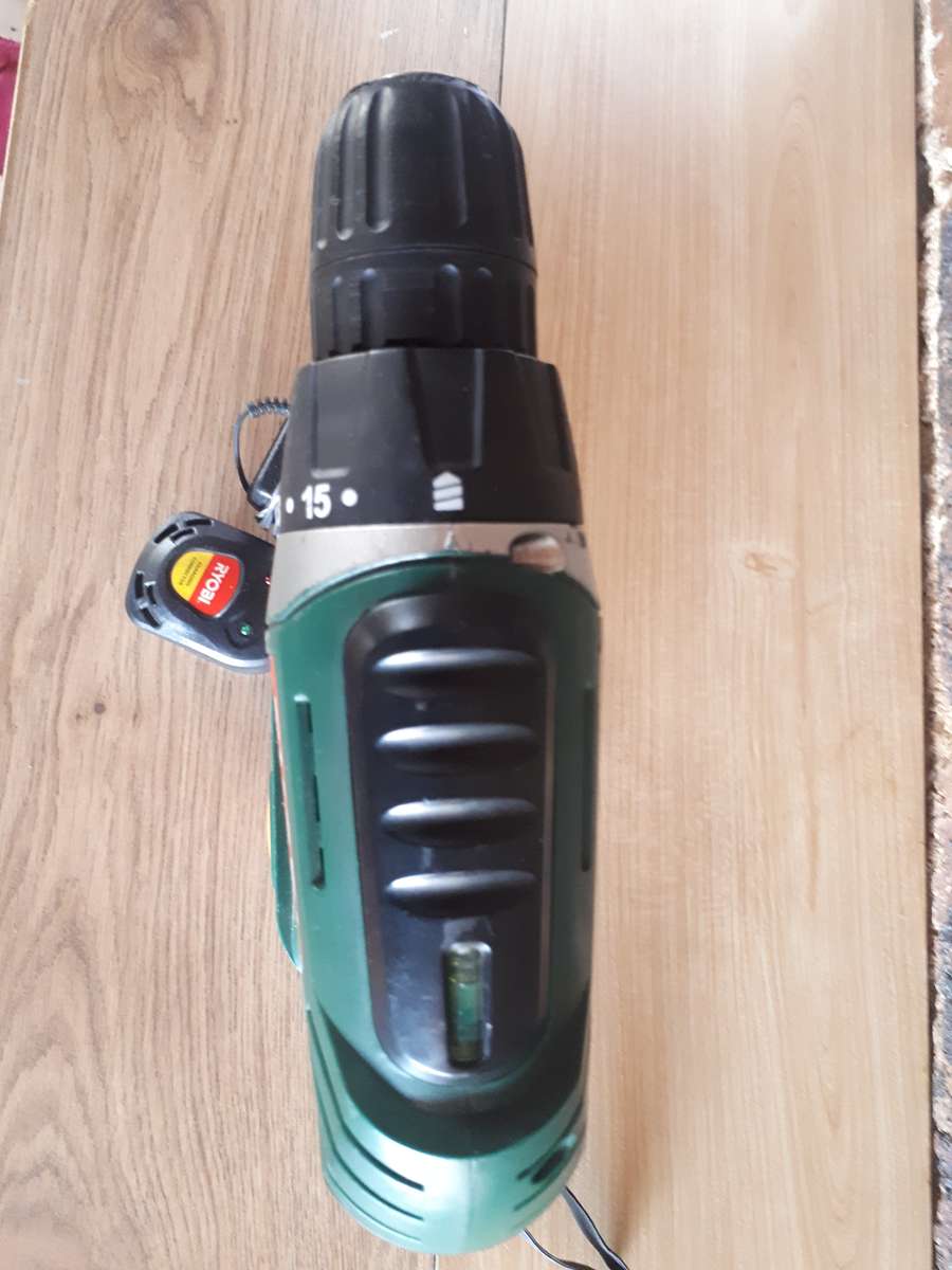 Ryobi cordless drill 12v Batery needs replacing