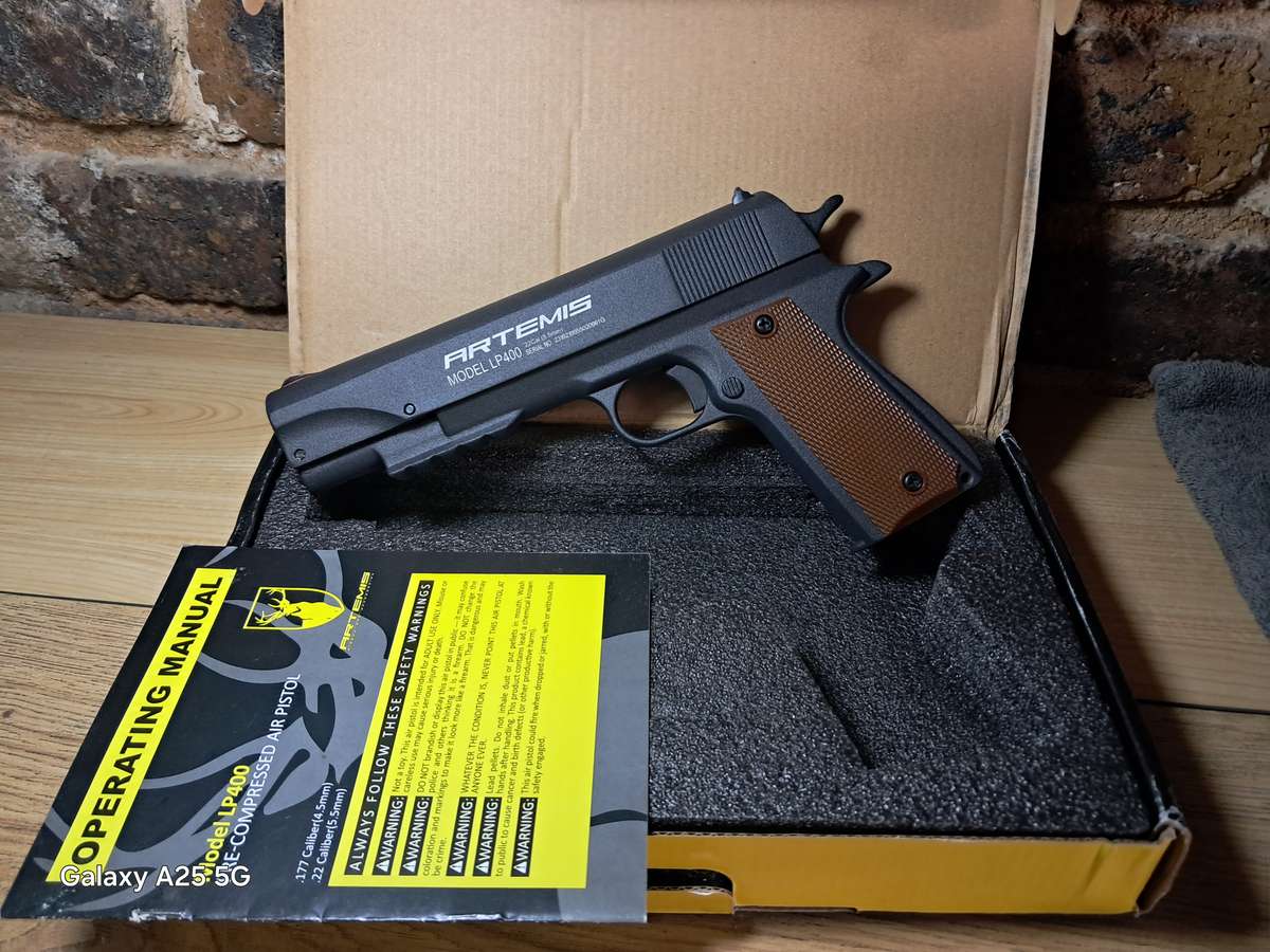 Artimes LP400 single shot 5.5mm air pistol in as new condition