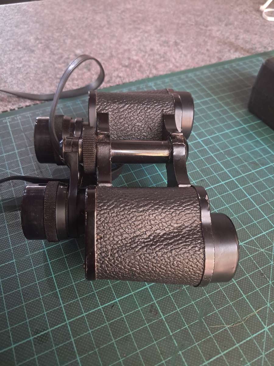 Binoculars Super Zenith 8x30 Field 7.5