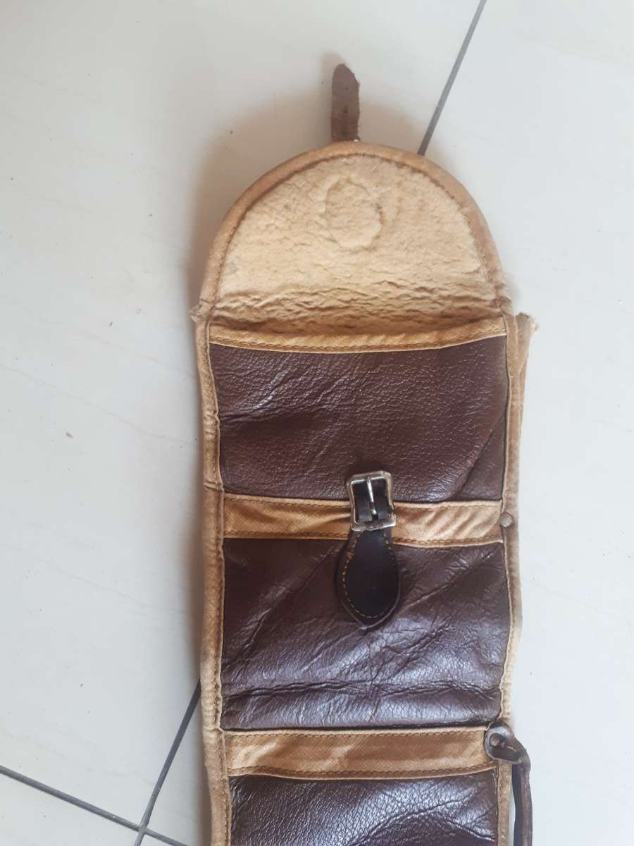 Vintage/antique Loyd and Coulson takedown shotgun bag