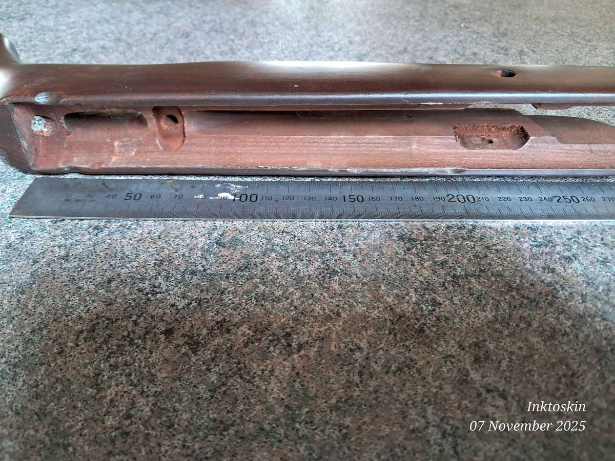 Air rifle butstock dark hardwood