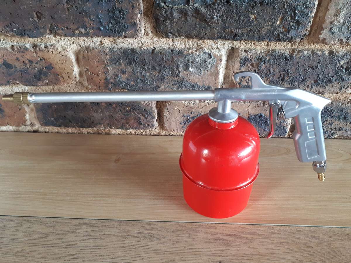 Spray gun parafin in exelent condition