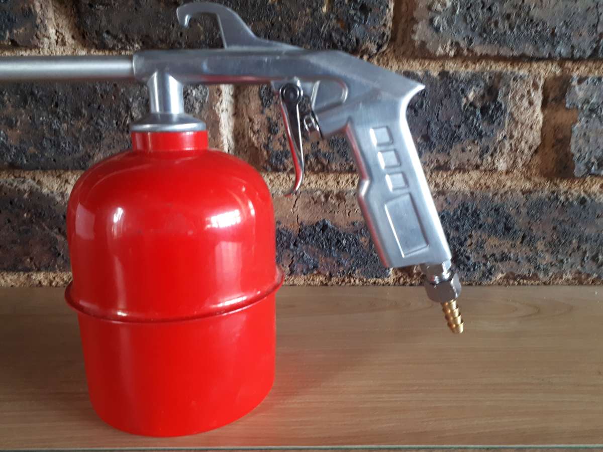 Spray gun parafin in exelent condition