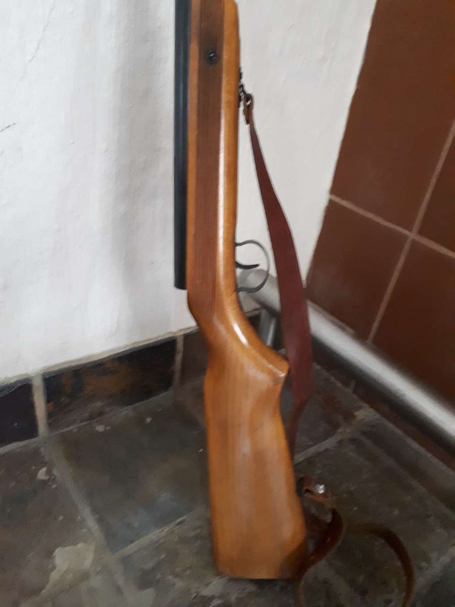 Air rifle vintage Relum supper .177 cal with sling