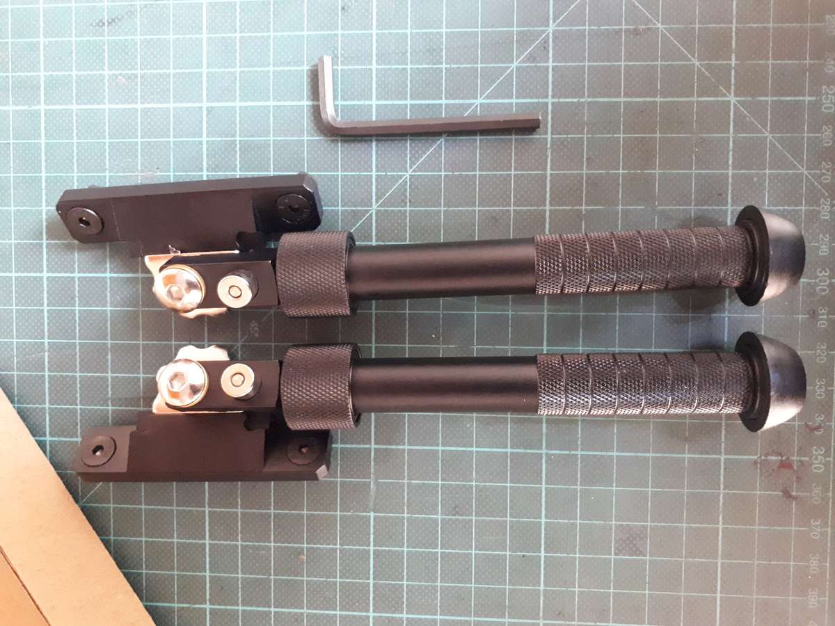 Bi pod m-lock tactical side mount Ajustable new