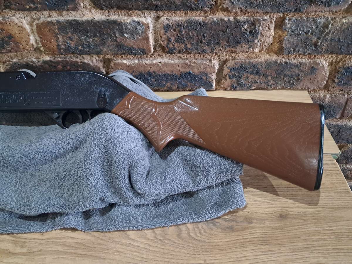 Air rifle Crosman 760 pumpmaster 4.5mm .177 cal