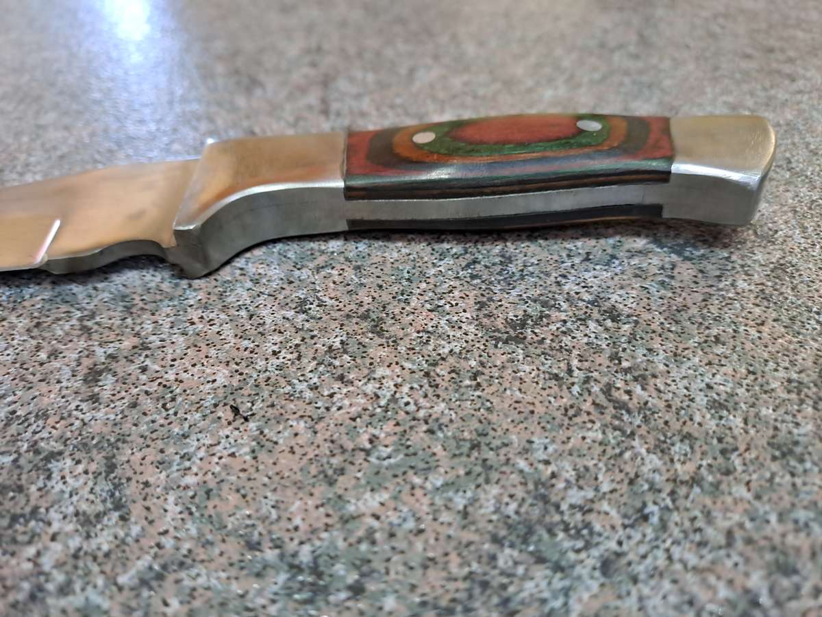 Hunting knife hand made laminated wood scales