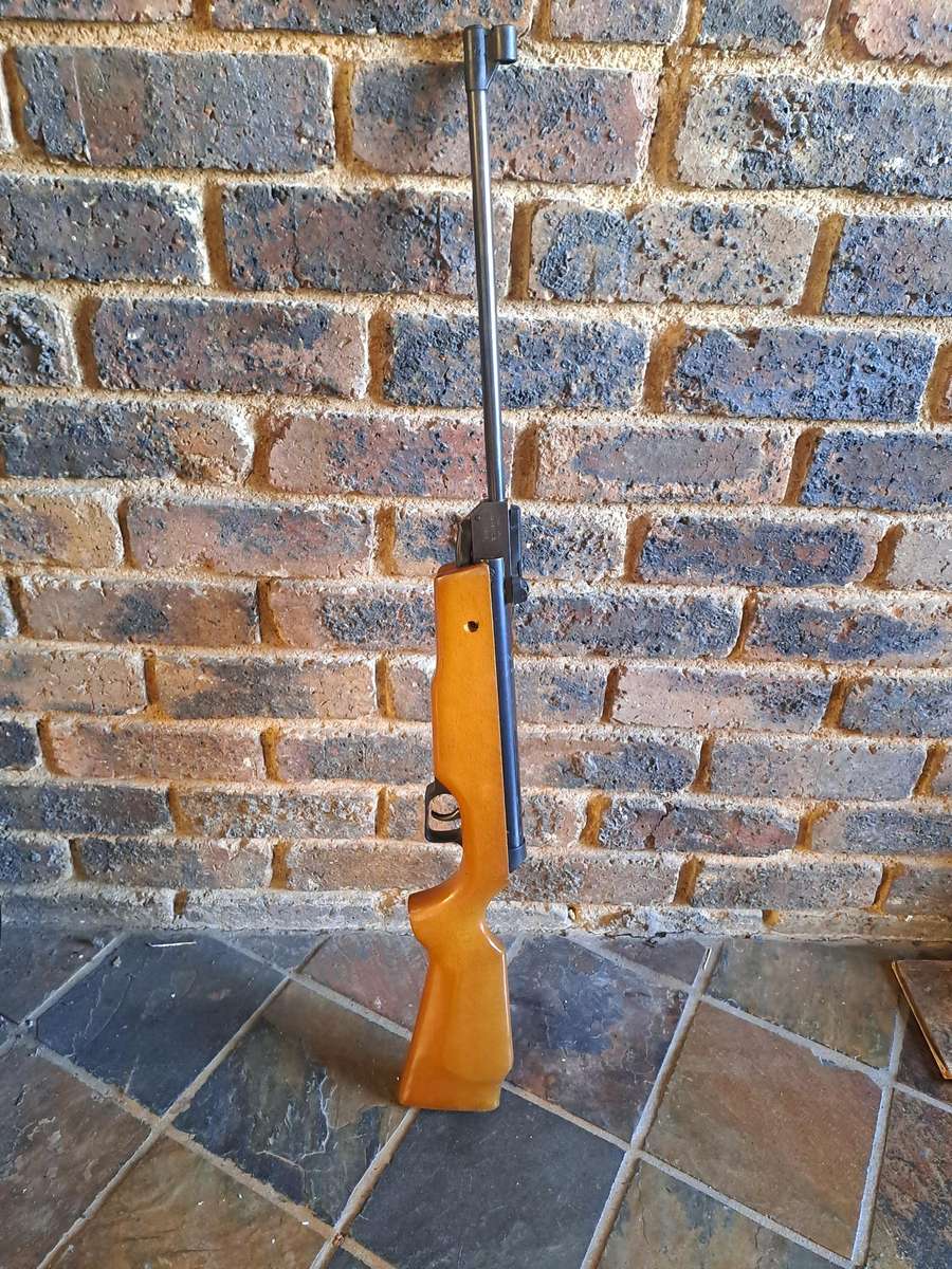 Air rifle Norica model 56 4.5mm .177 cal in very nice condition