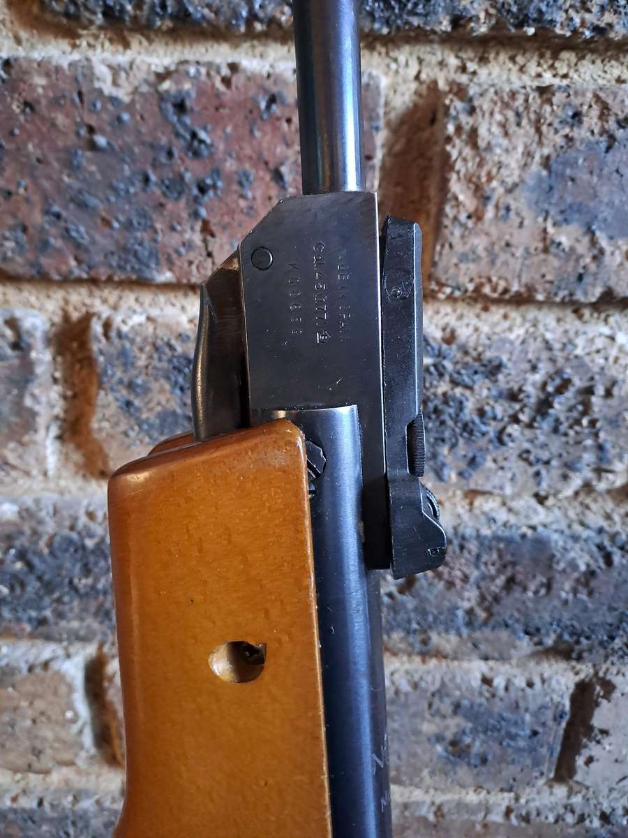 Air rifle Norica model 56 4.5mm .177 cal in very nice condition