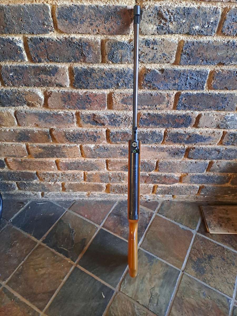 Air rifle Norica model 56 4.5mm .177 cal in very nice condition