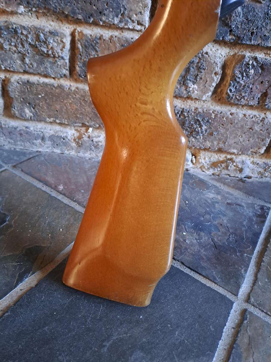 Air rifle Norica model 56 4.5mm .177 cal in very nice condition