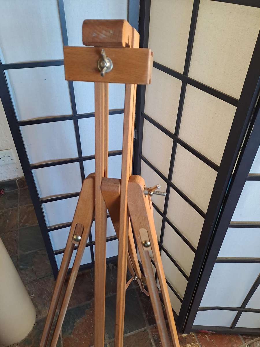 Italian Mabef Tivoli Field Sketching Easel beautiful condition