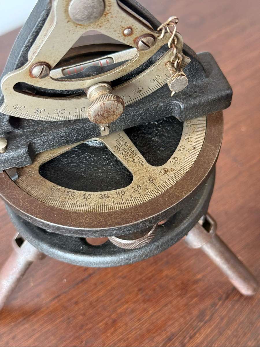 Dumpy Level circa 1939