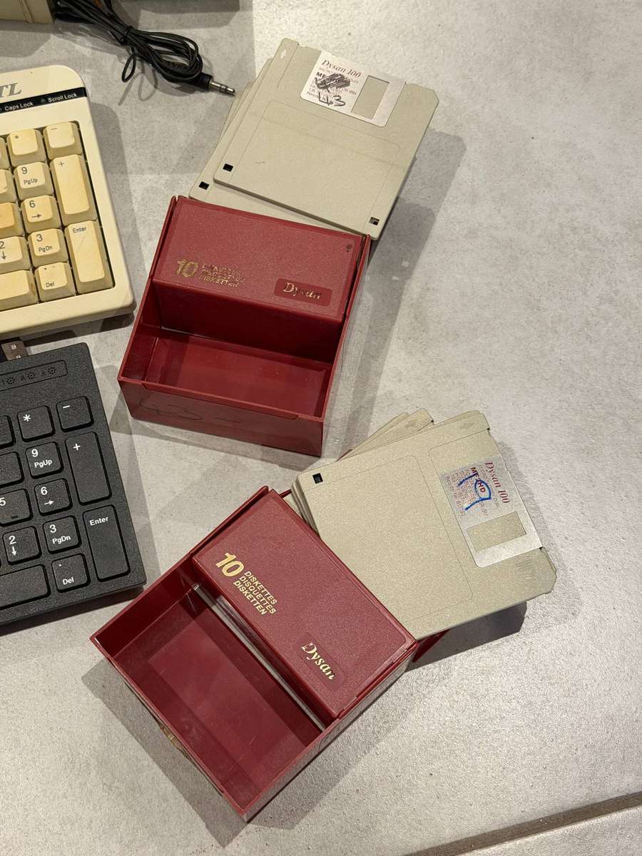 Vintage Computer & Accessories Lot