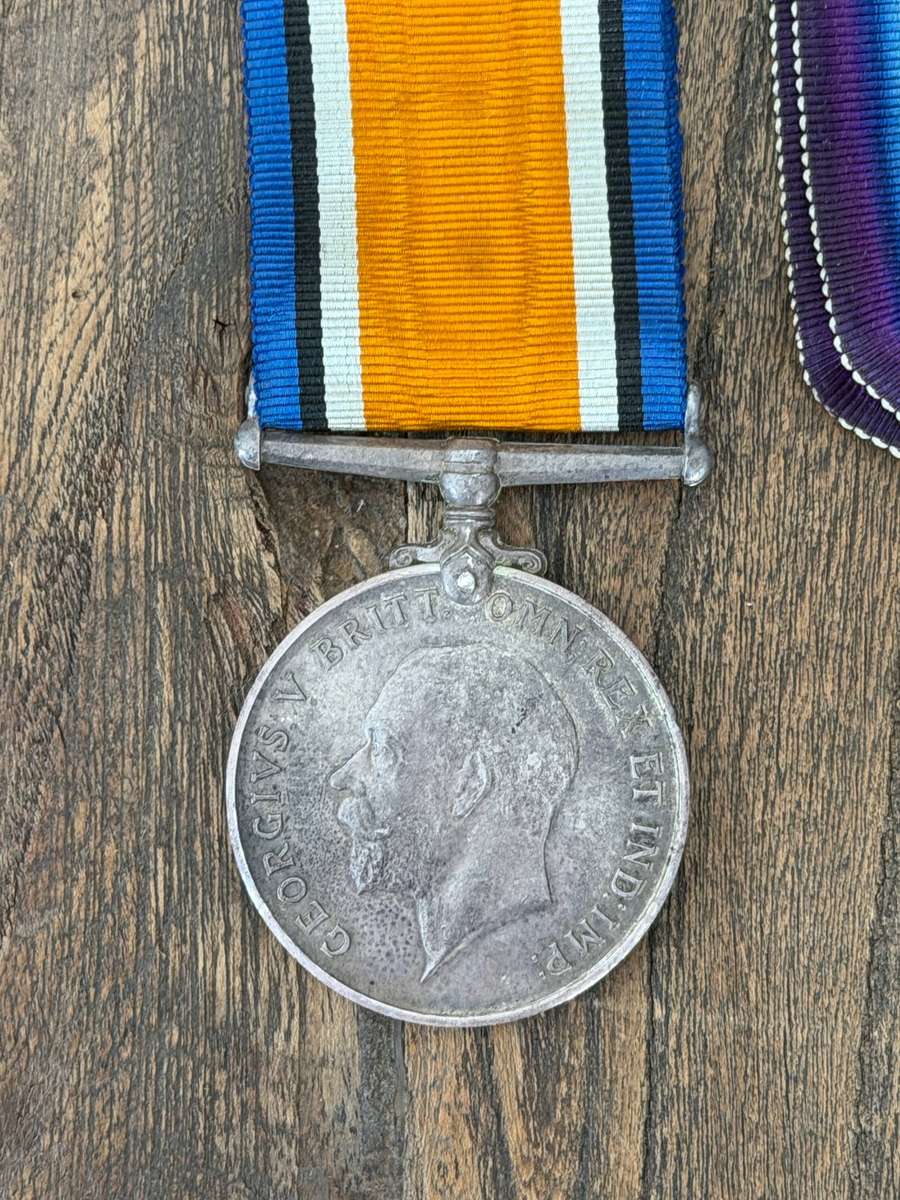Original First World War medal group and badge attributed to Burg. P.S. Jacobs, 10de Infanterie