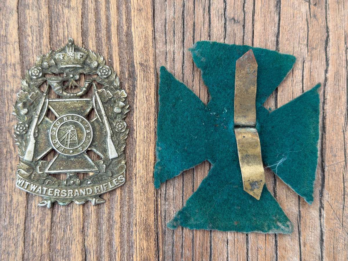 Original First World War medal group and badge attributed to Burg. P.S. Jacobs, 10de Infanterie