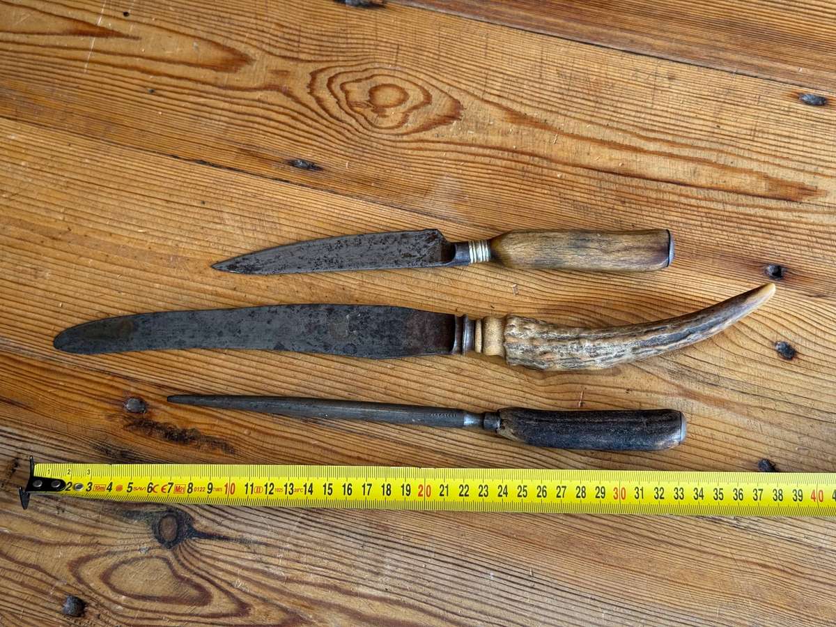 Antique Knives Circa 1850 (R3500.00)